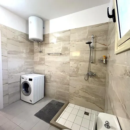 Apartment 4 Stinet